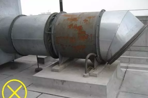 屋頂風(fēng)機(jī)安裝錯(cuò)誤實(shí)例1 屋頂風(fēng)機(jī)安裝錯(cuò)誤實(shí)例1